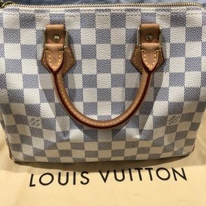Louis Vuitton speedy 25